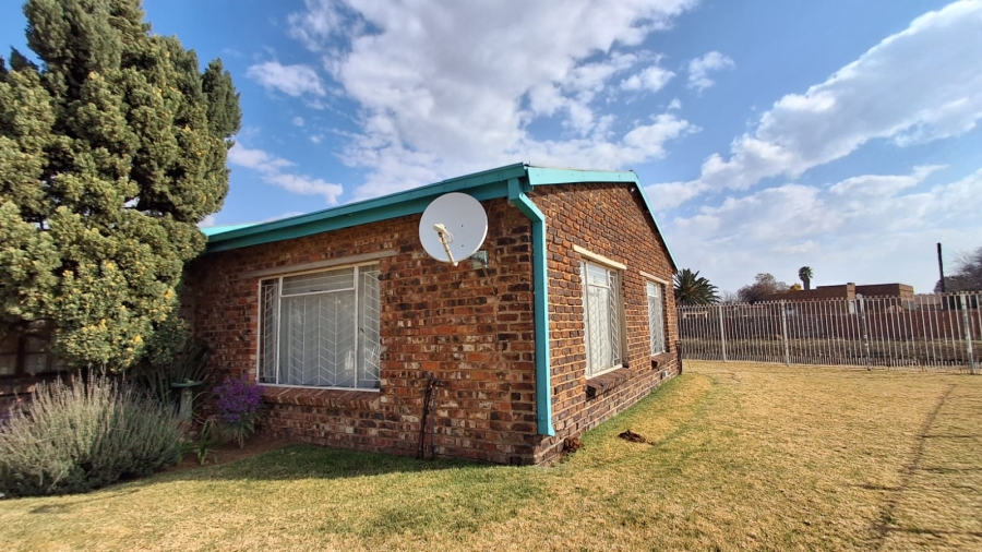 4 Bedroom Property for Sale in Residentia Free State